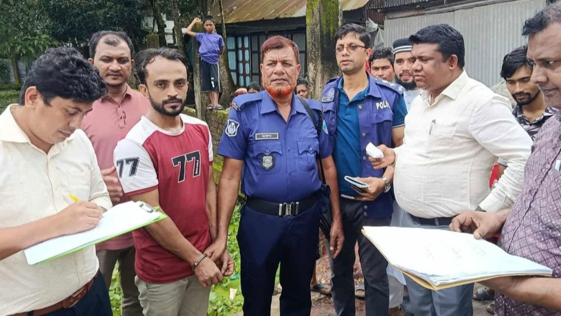 ইয়াবা বিক্রির সময় হাতেনাতে ধরা পড়ায় ৩ মাসের কারাদণ্ড দিলেন ইউএনও